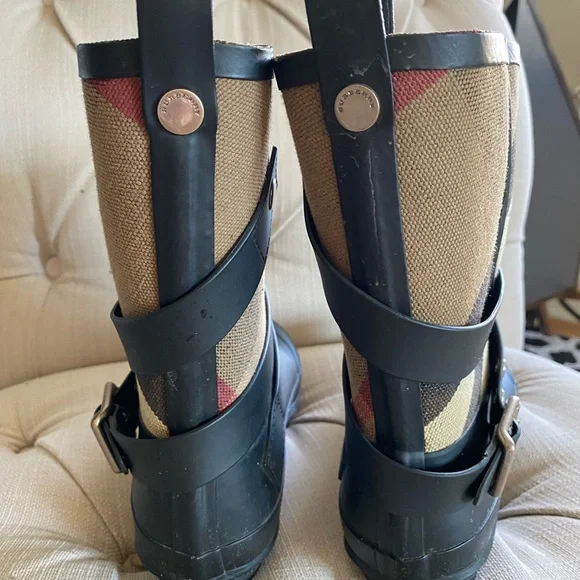 Burberry Exploded Check Pattern Rubber Rain Boots, Sz 38 - Picture 4 of 13